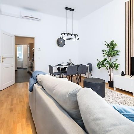 Orestaliving - Spacious 2Br On The Danube Canal Vienna Esterno foto